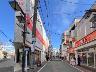 成増スキップ村商店街 約450m